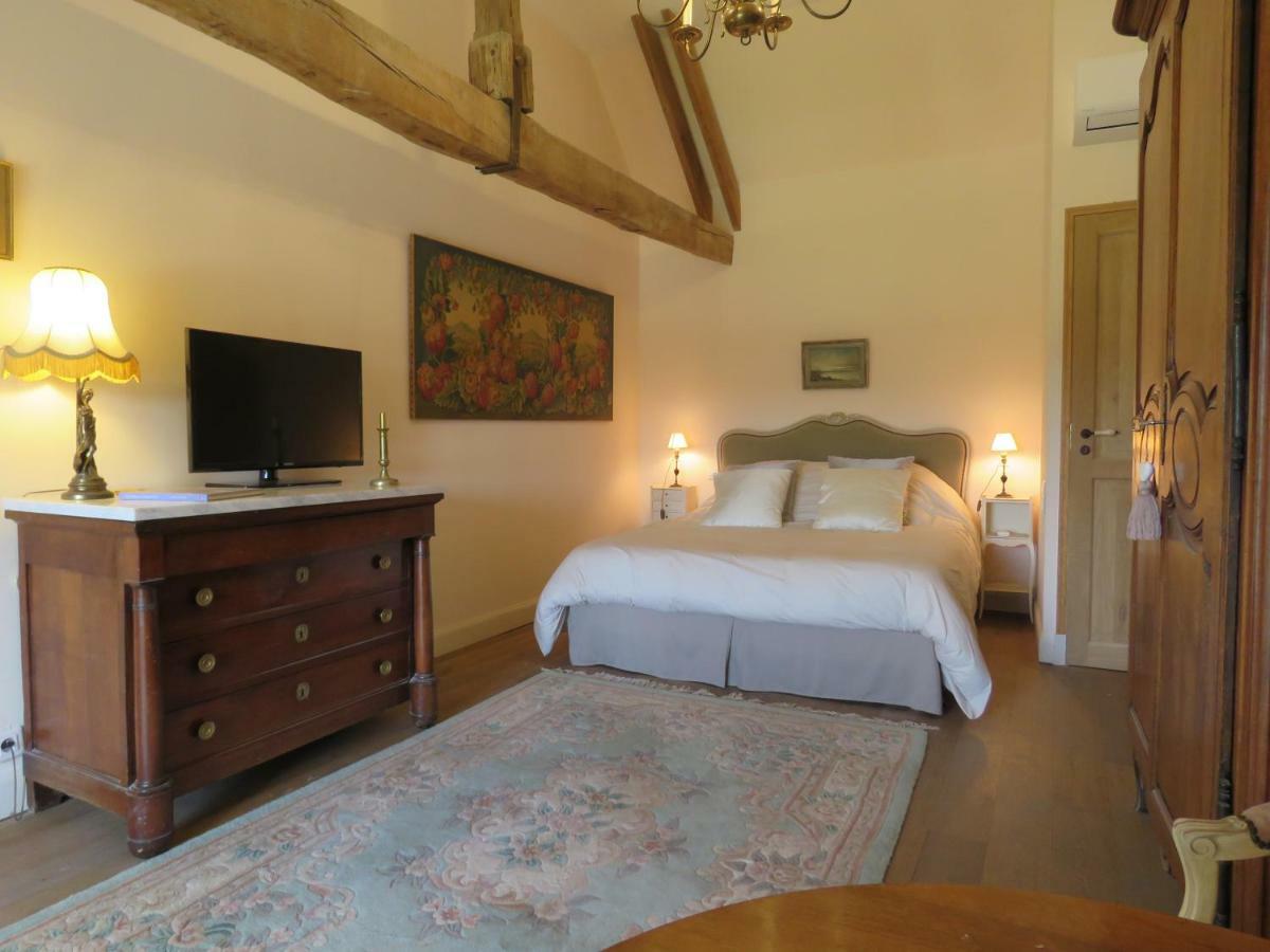 Chateau De Gaubert Bed and Breakfast Terrasson Exterior foto