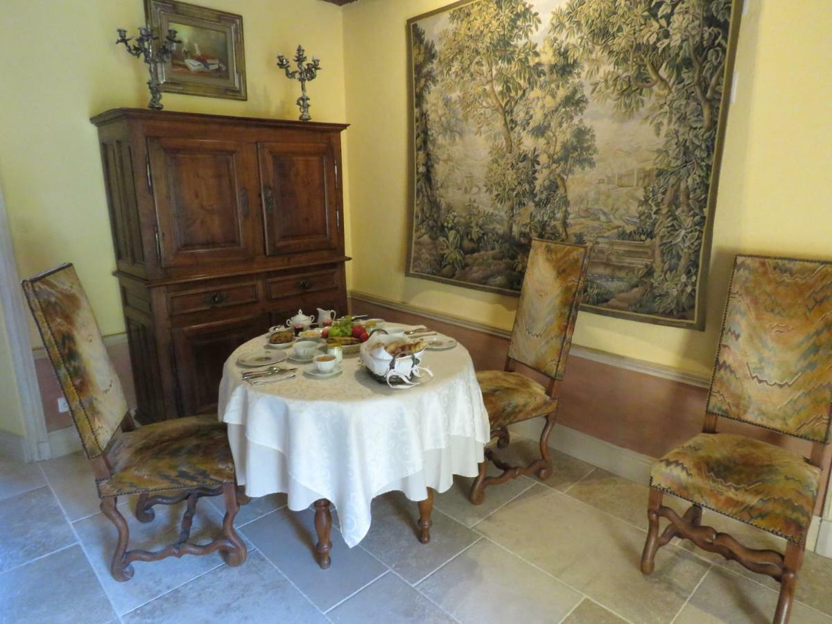 Chateau De Gaubert Bed and Breakfast Terrasson Exterior foto